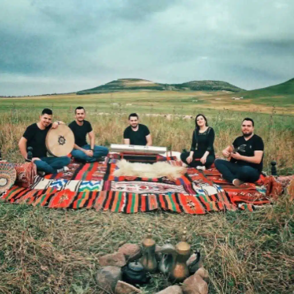 دلعونا + شفتك يا جفلة