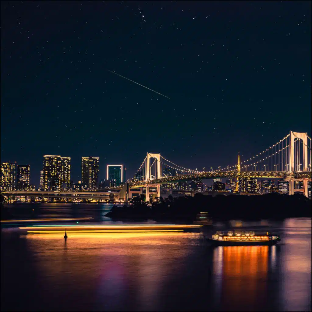 Lofi Hip-Hop Beats, Chillhop Cafe & Chillhop Beats