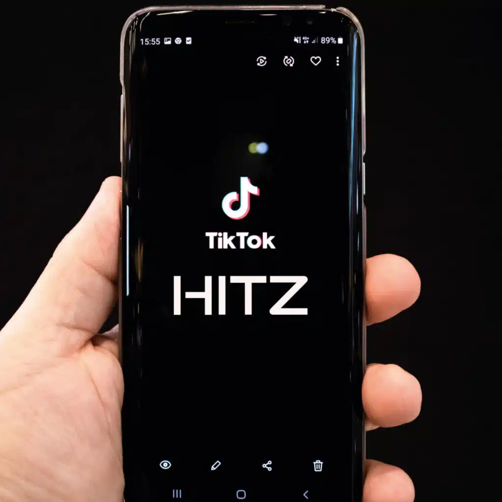 Hot Stuff (Interphace Radio) [feat. Cielle]