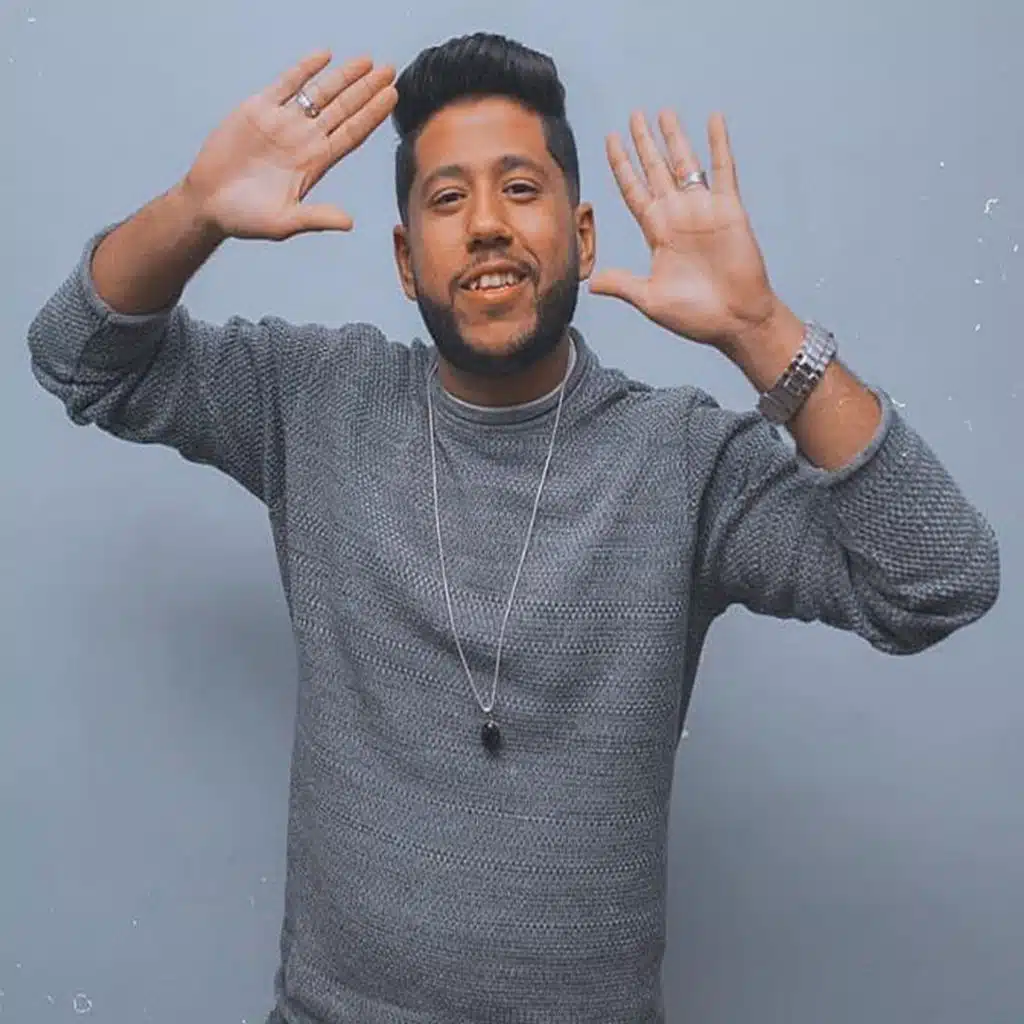 حبيتك يا نور عنيا