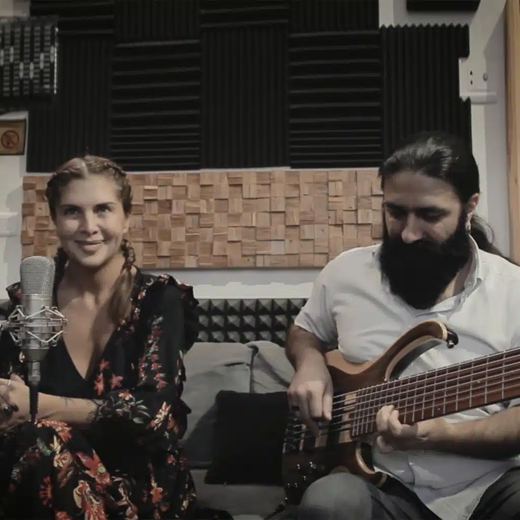 خدني معك (مع مايك غنيمة)