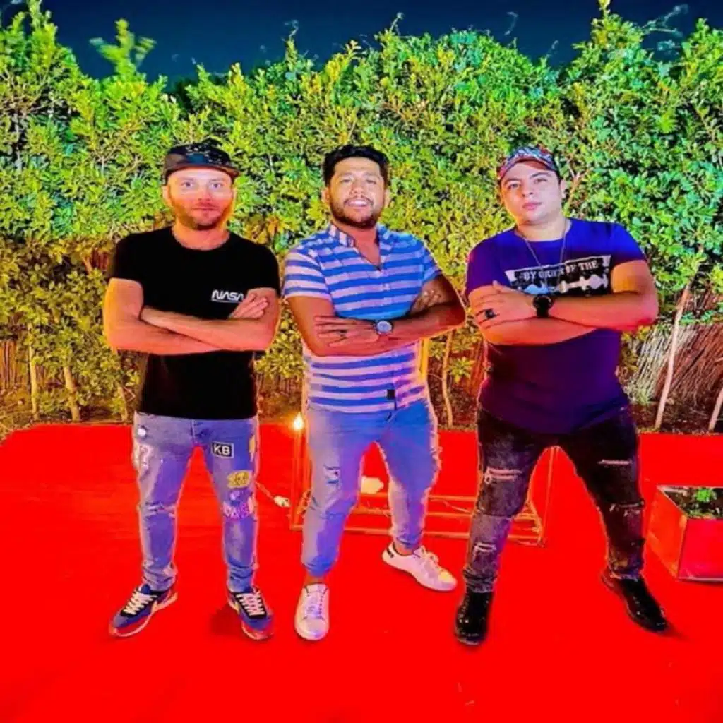 عليكوا مش هسمي