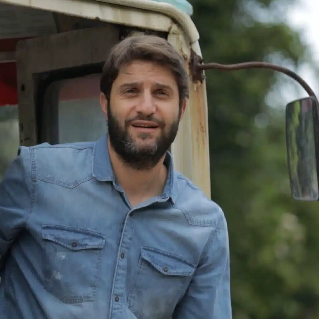 أنا لبناني (موسيقى)