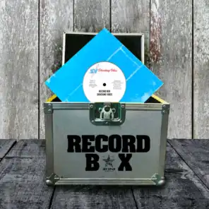 Record Box: Shocking Vibes
