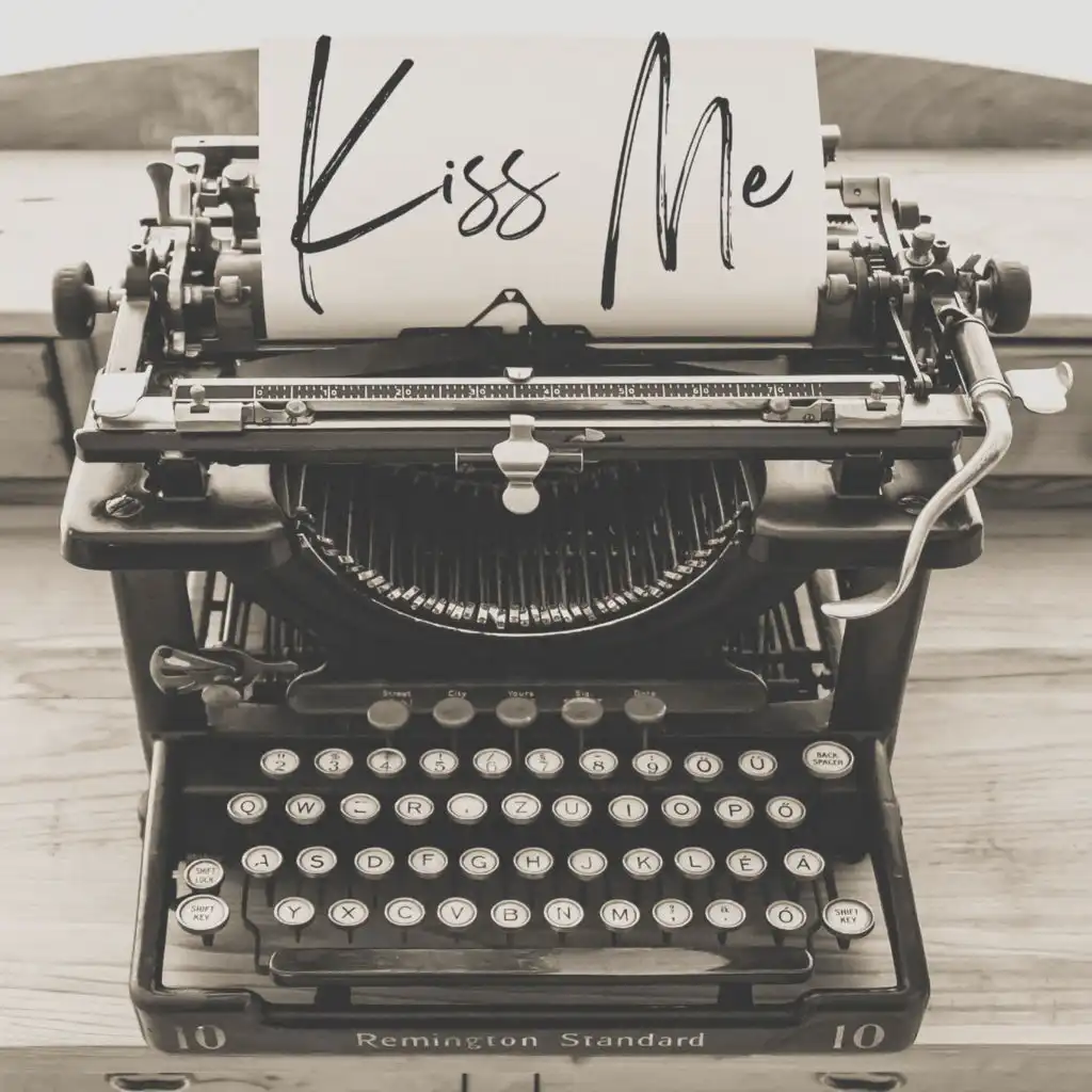 Kiss Me (feat. Meditelectro)