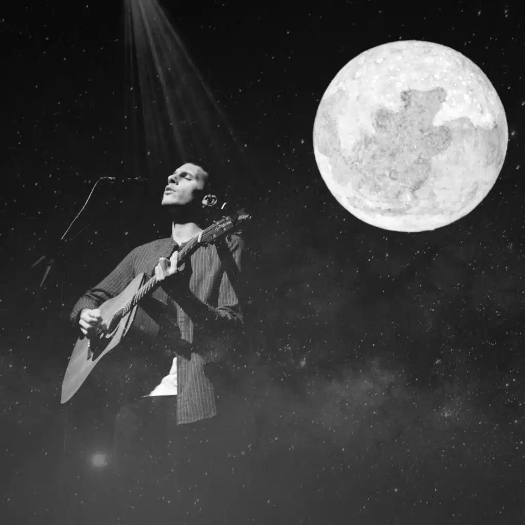 Öyle Kolay Aşık Olmam (Live)