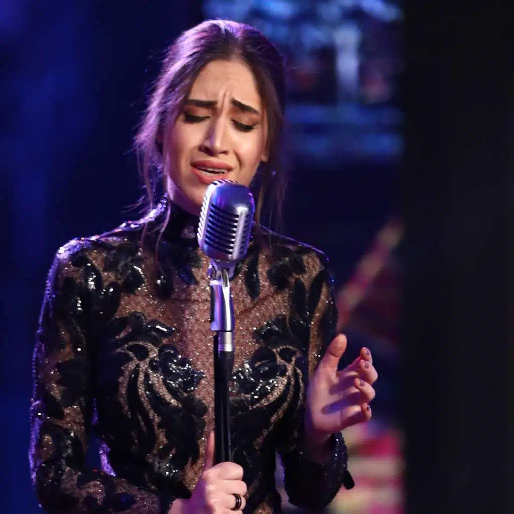 بالمجد معمرها