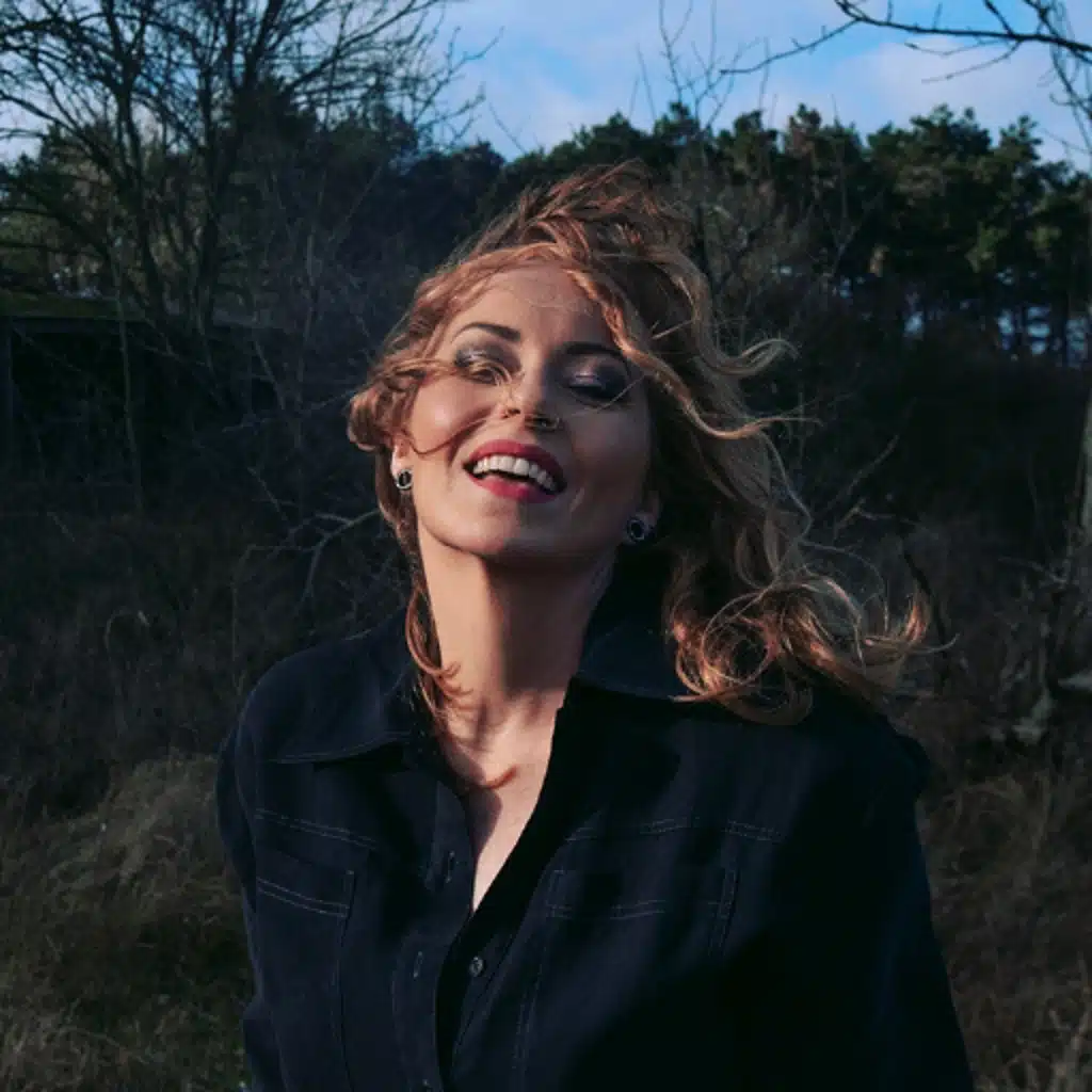 Anneke Van Giersbergen