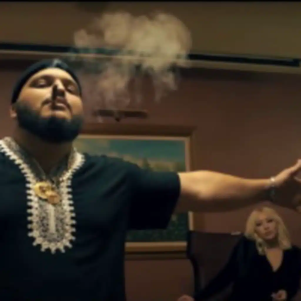 تراب كينغ - ثرون (لحن)