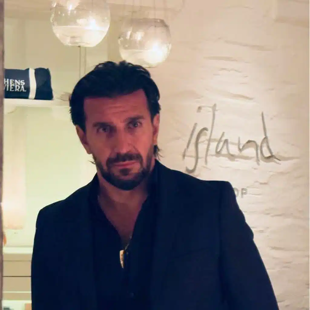Thanos Petrelis