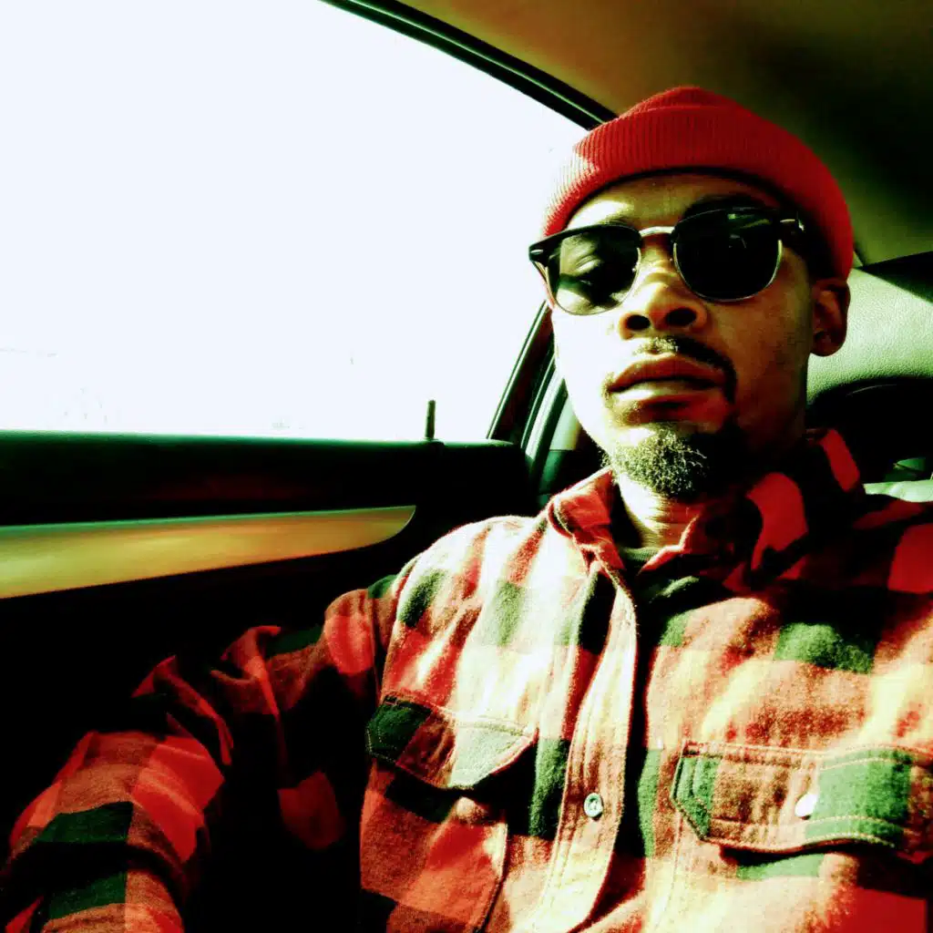 BlackOut (feat. Marcus'E)