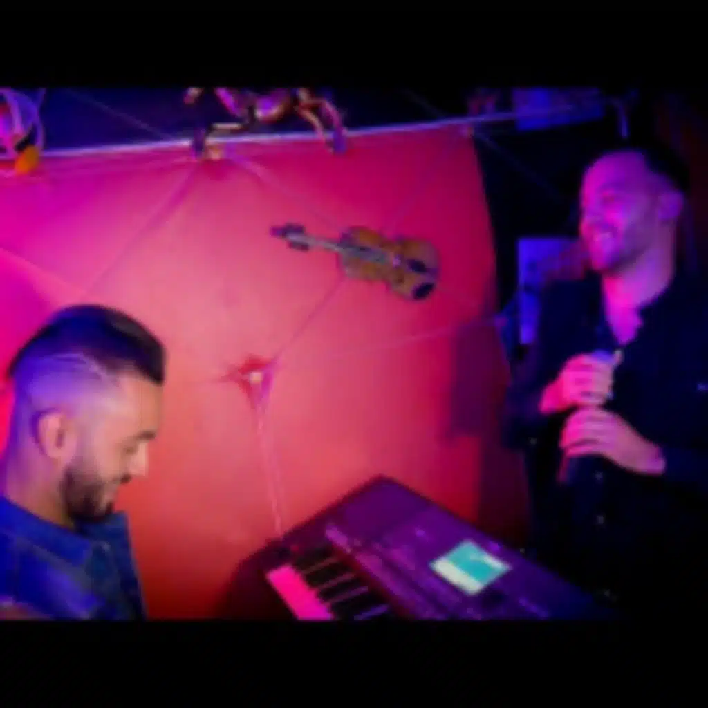 ماكنش منها يلا انتي بغيتيني