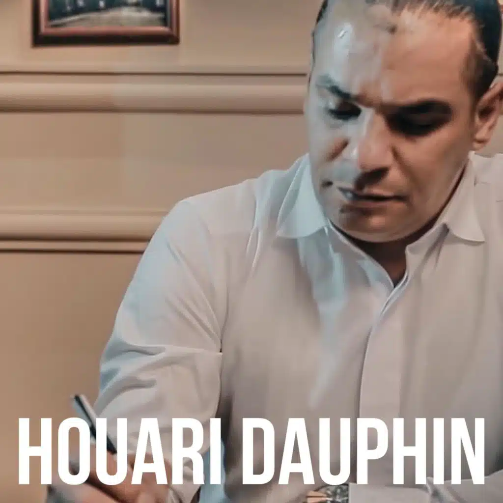 Ychofou Fik Tahseb Yakhdmou Alik