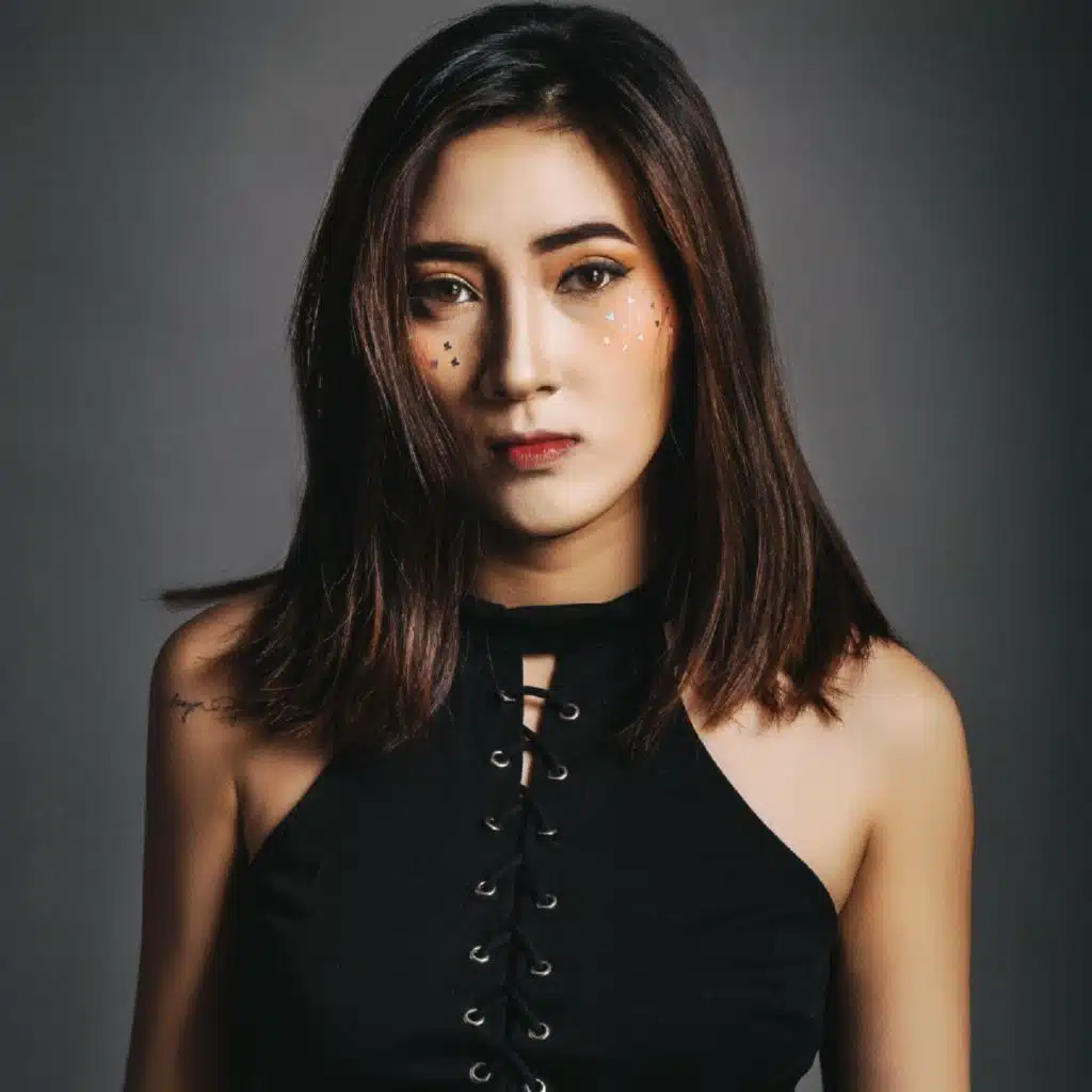 Chuyện Chúng Mình (Instrumental)