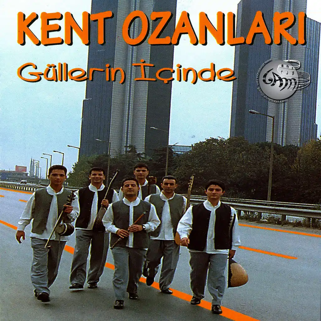 Güllerin İçinde
