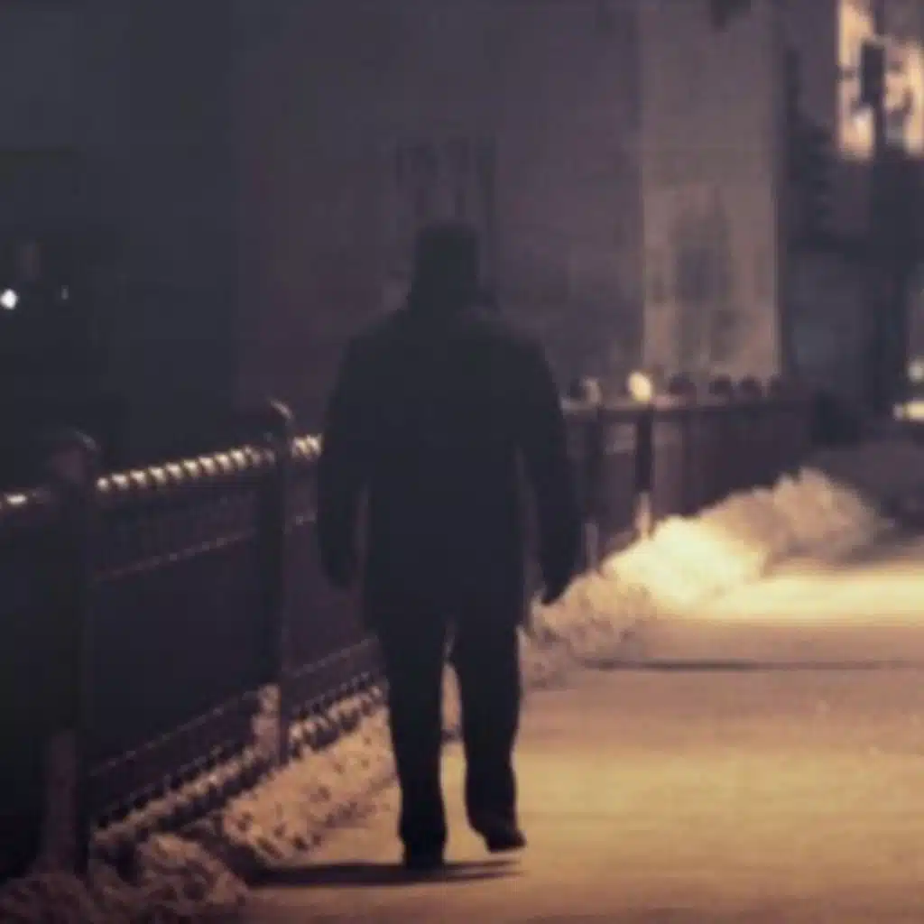 افترقنا وكل راح في درب غير