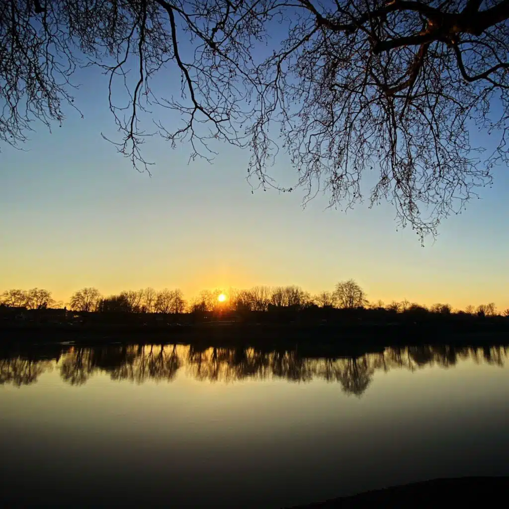 Qu'exulte tout l'univers (Communauté de l'Emmanuel)