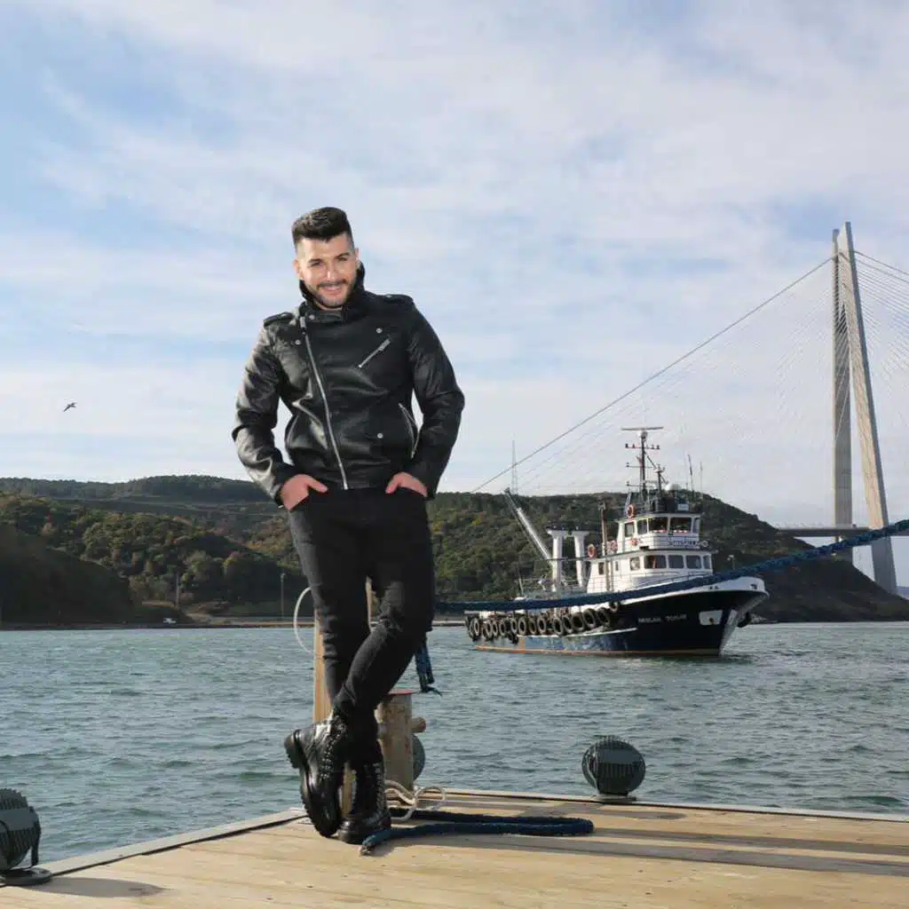 قلبي على الطريق