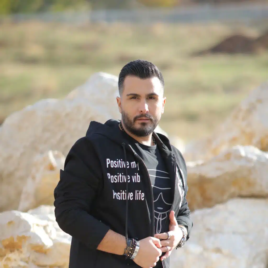 أسجل روحي-بحبك وحشتيني