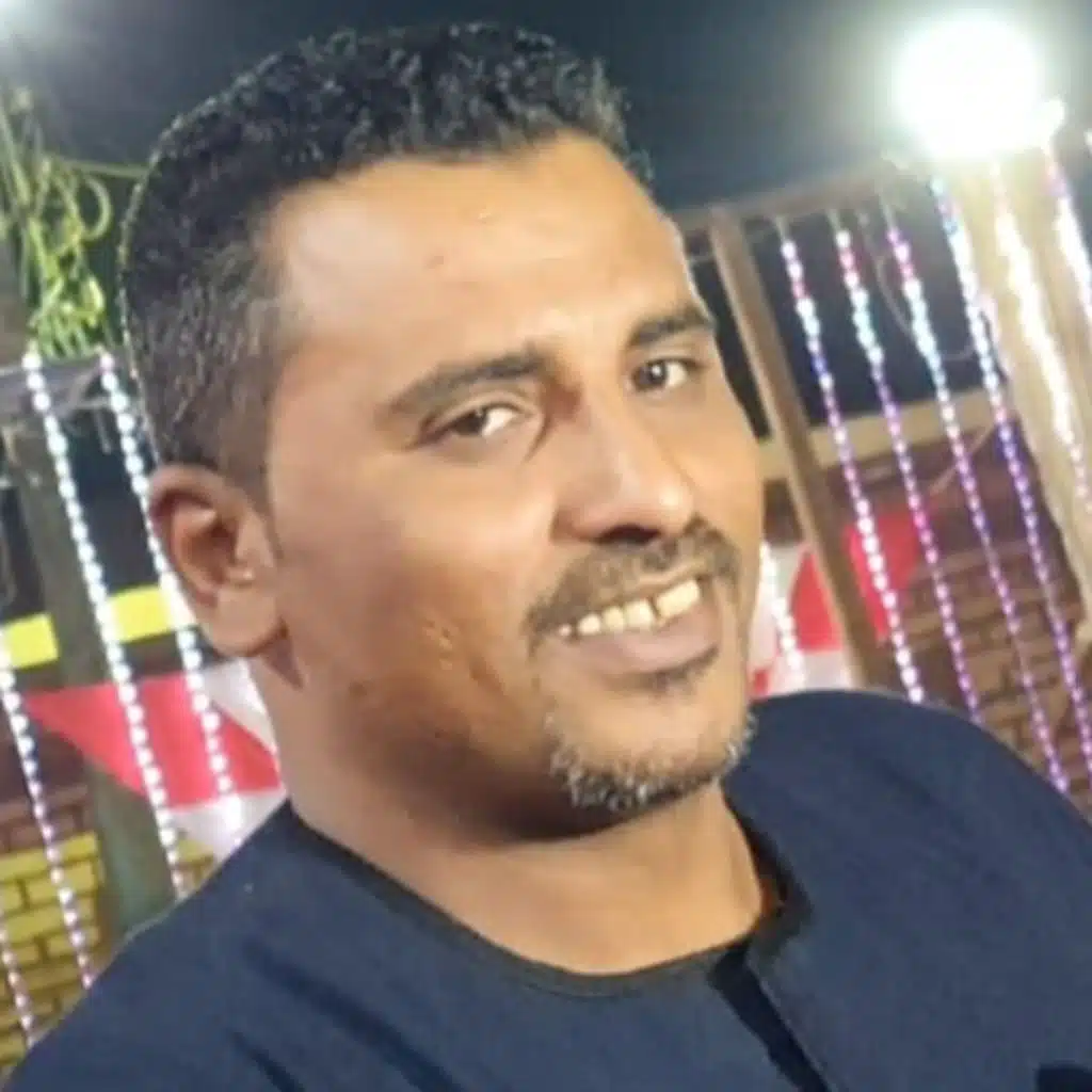 العبايه السوده