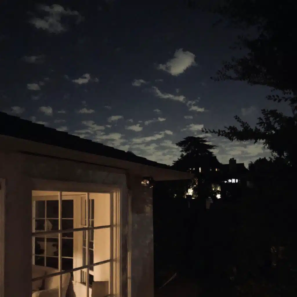 Wake Up (feat. Kama)