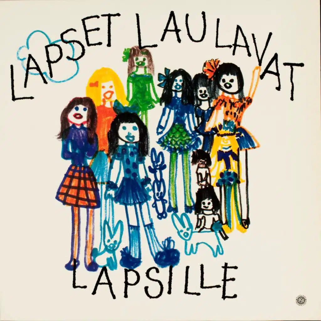 Kaunis kirkas aurinko paistaa