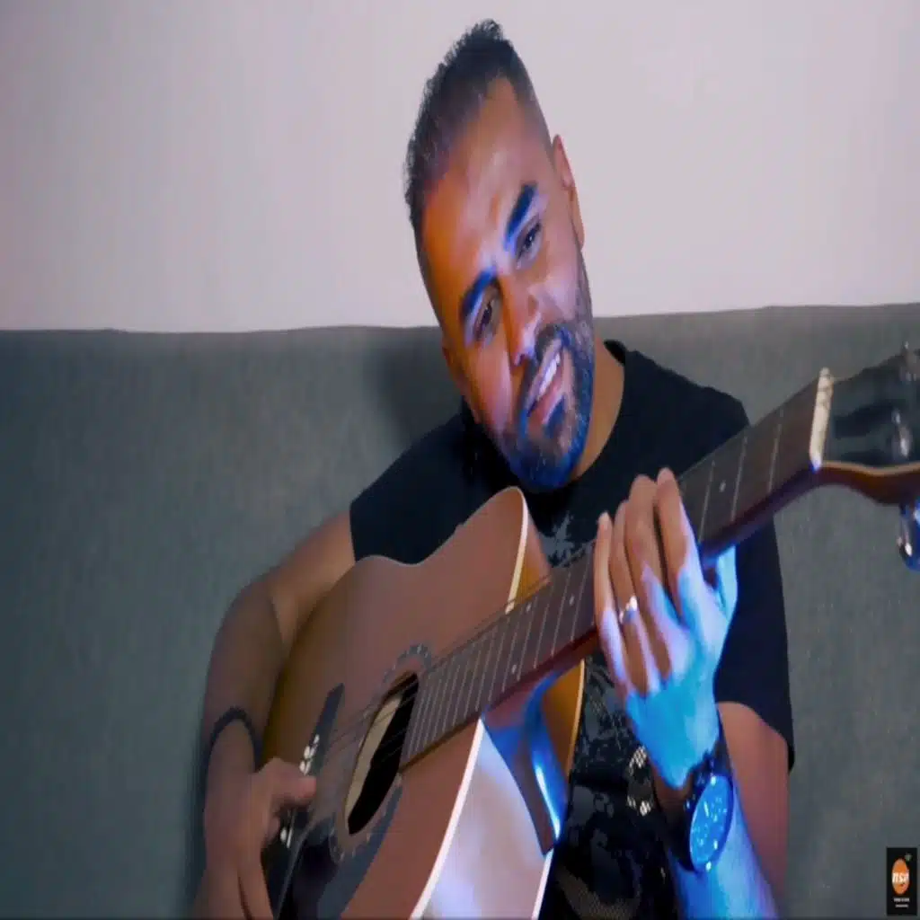 أنا وقلبي خاطينا