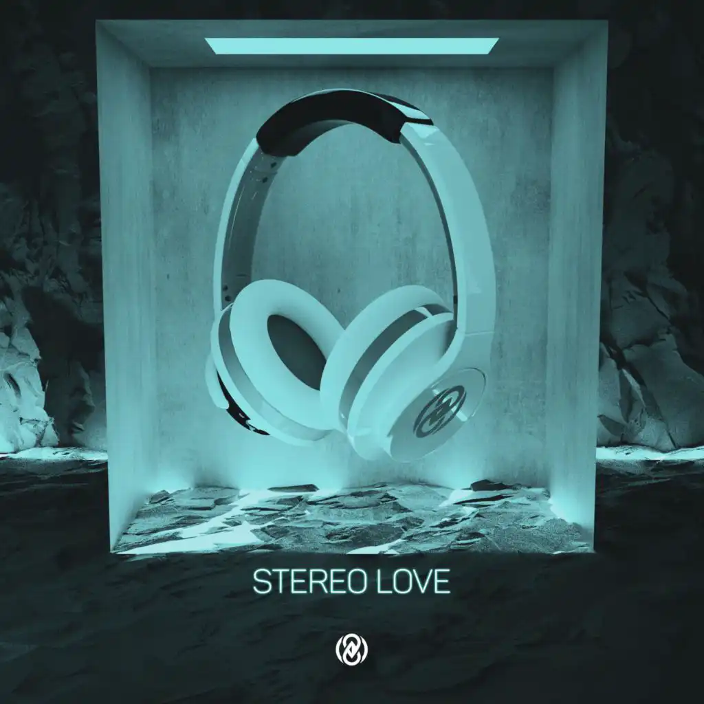 Stereo Love (8D Audio)