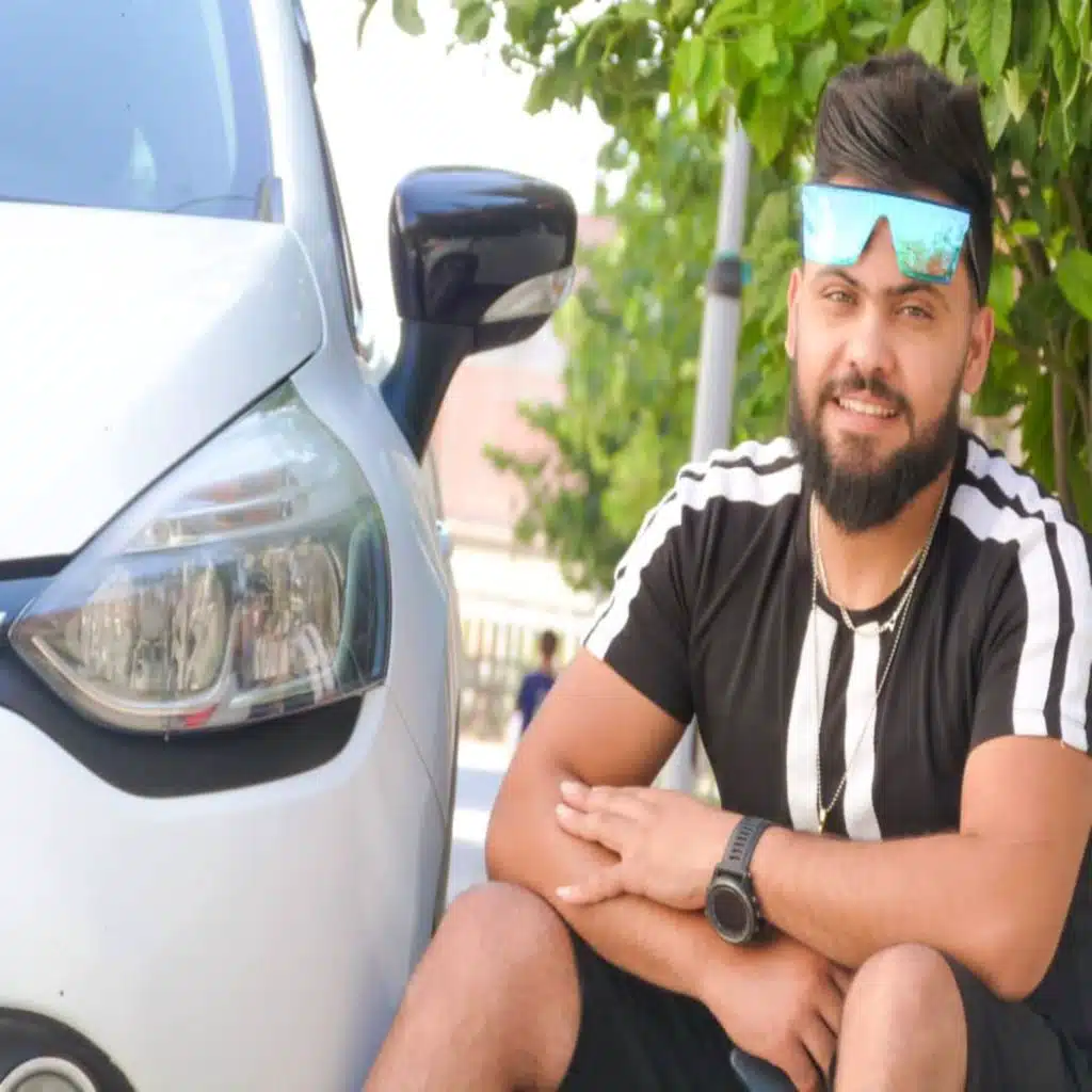 تلقى سطوري تضحك تفرح