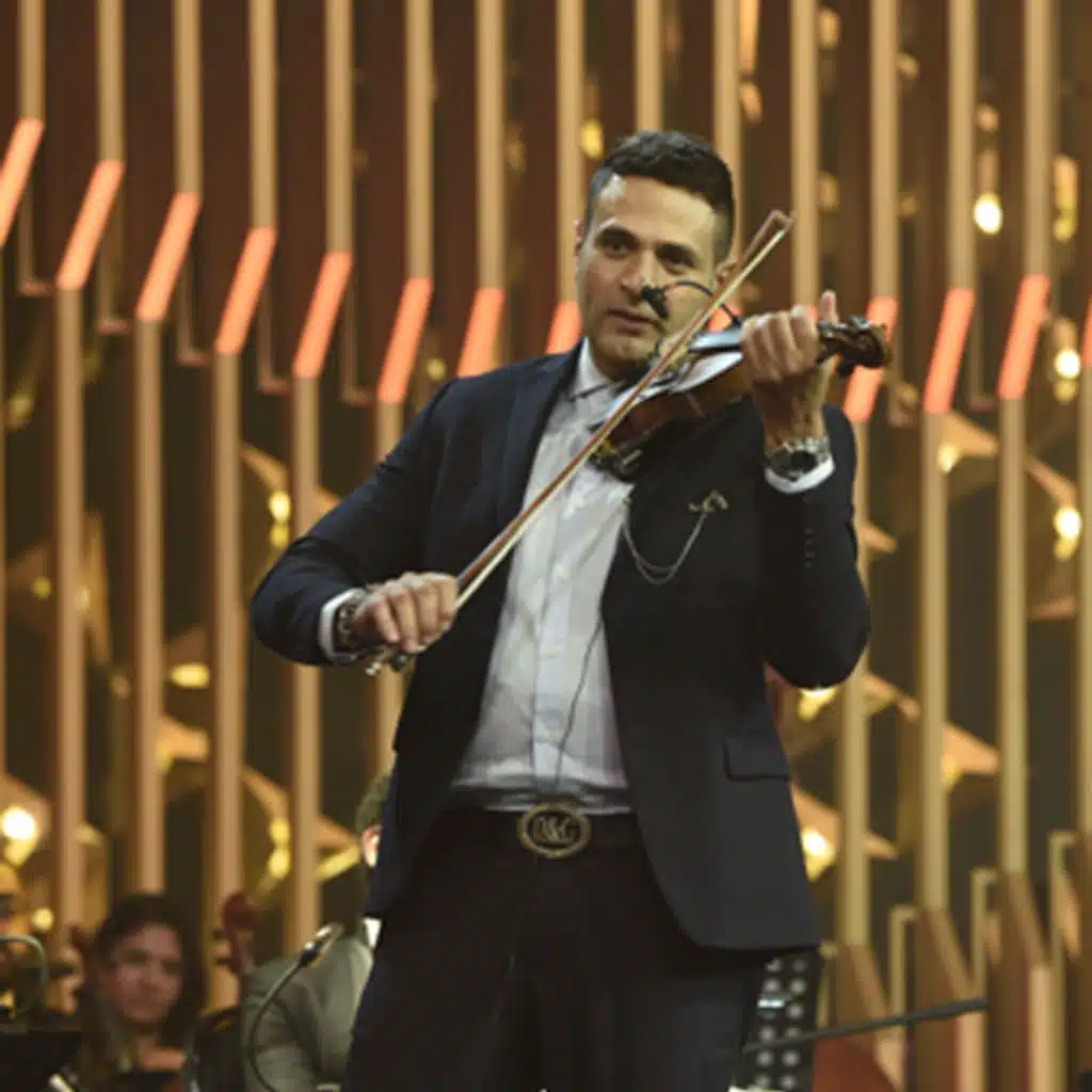 عزف محمد نور على الكمنجة في سهرانين (مع سهرانين)