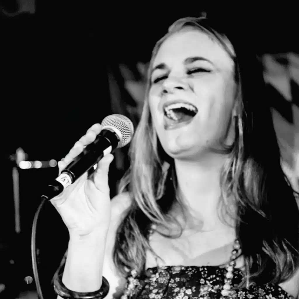 Rota-Vida / Tudo Volta Pro Mar / Walk Away