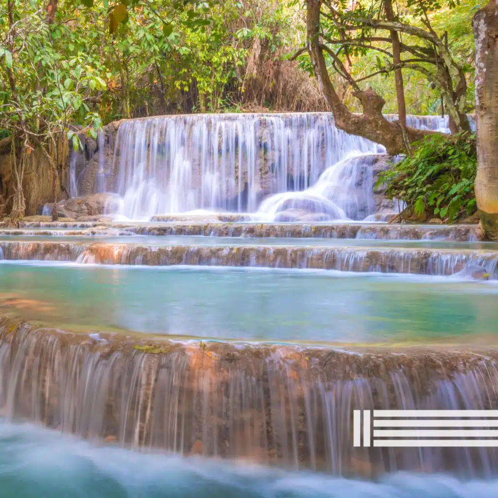 Agua Natural (feat. Sonidos De Agua & Zona de Sonidos de la Naturaleza)