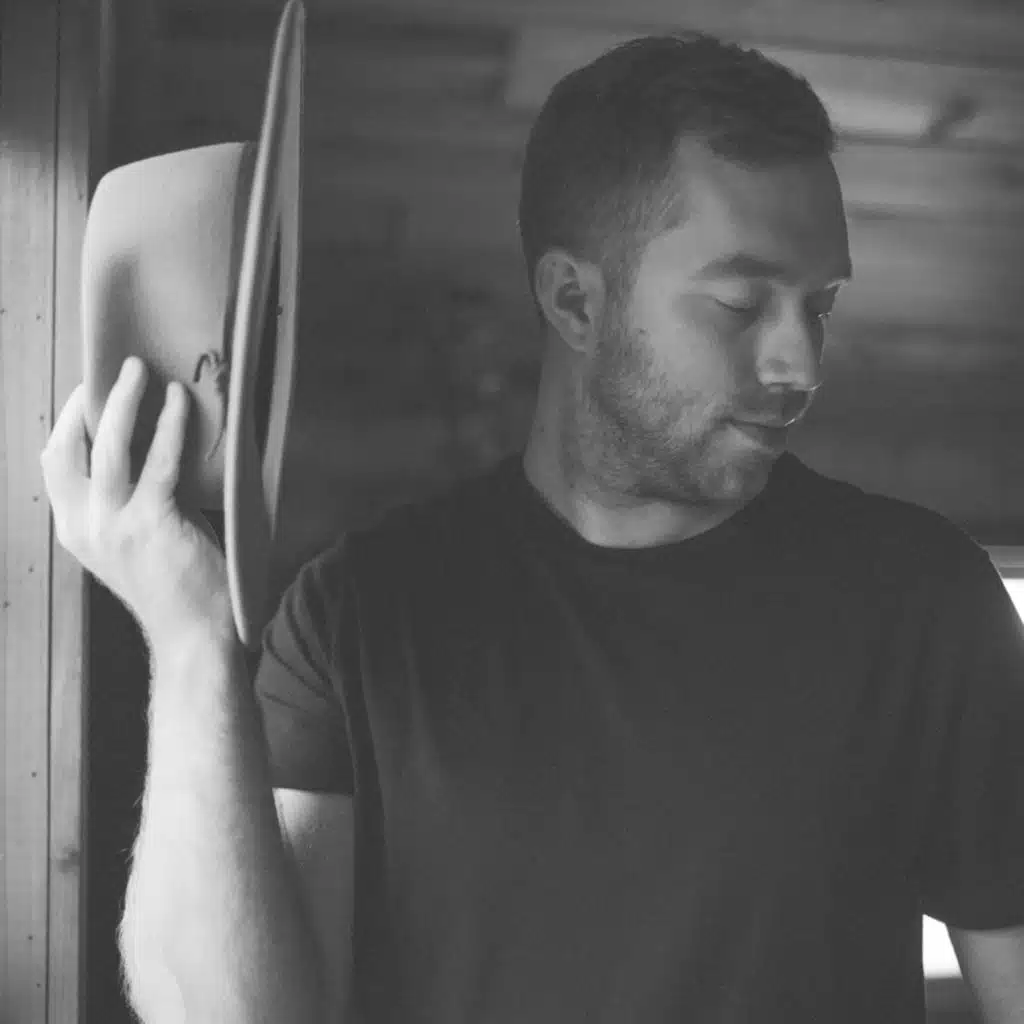 Runaway (Alternate Version) [feat. Jesse Level]