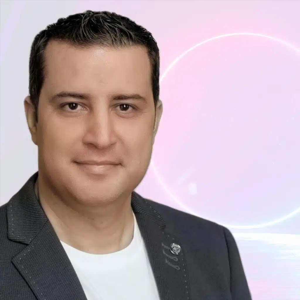  معلّم بالحب