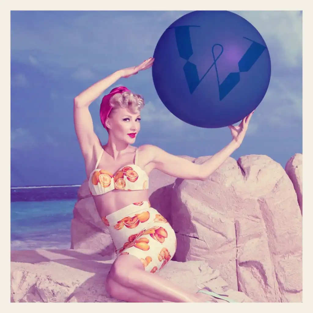 Stay In My Head (La Maison Derriere Version)