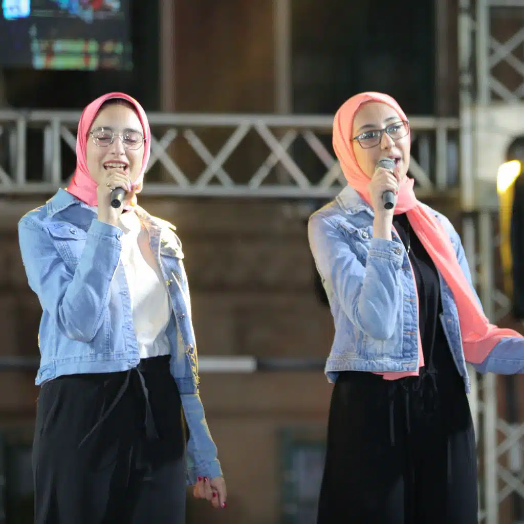 من كل مكان - From Everywhere (مع جنا الطنيخي)