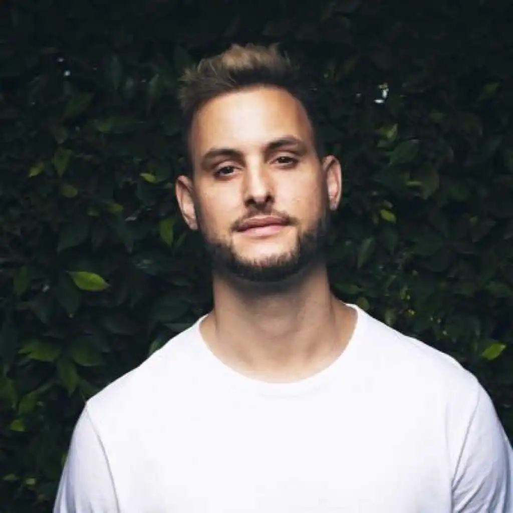 MAKJ