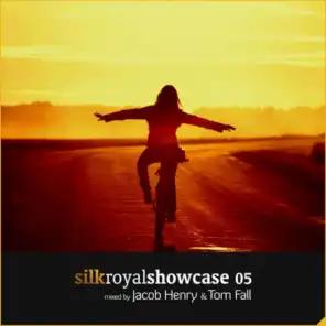 Silk Royal Showcase 04