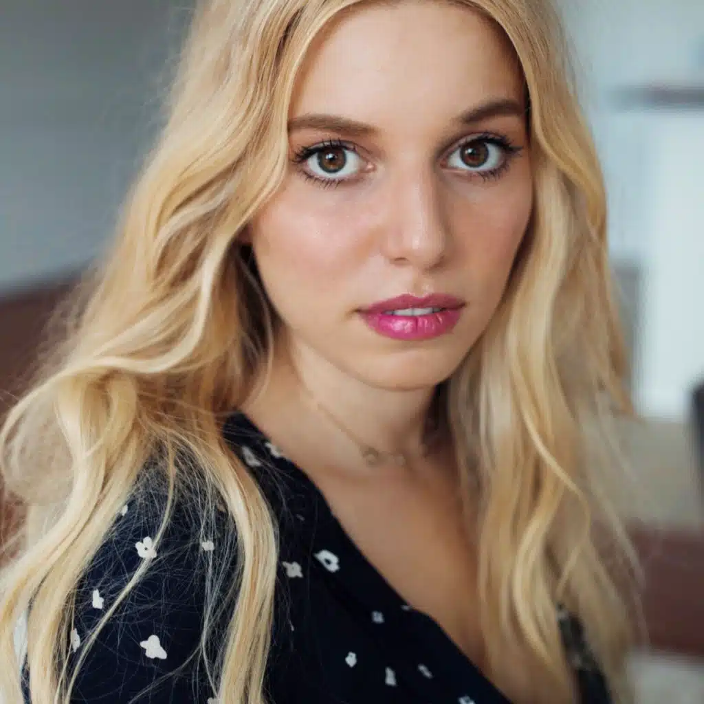 Flightless (feat. Shawn Williams)