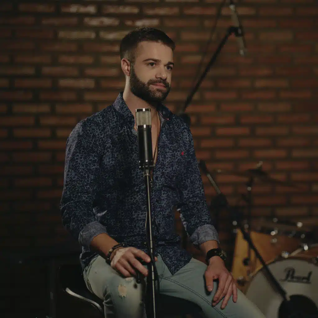 Não Me Sai da Cabeça