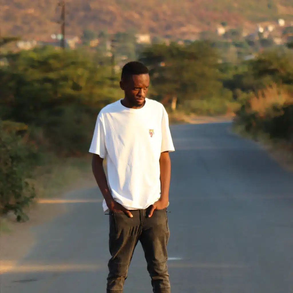 Ahi Lwi Na Munhu (feat. Mo Love & Pleasure)