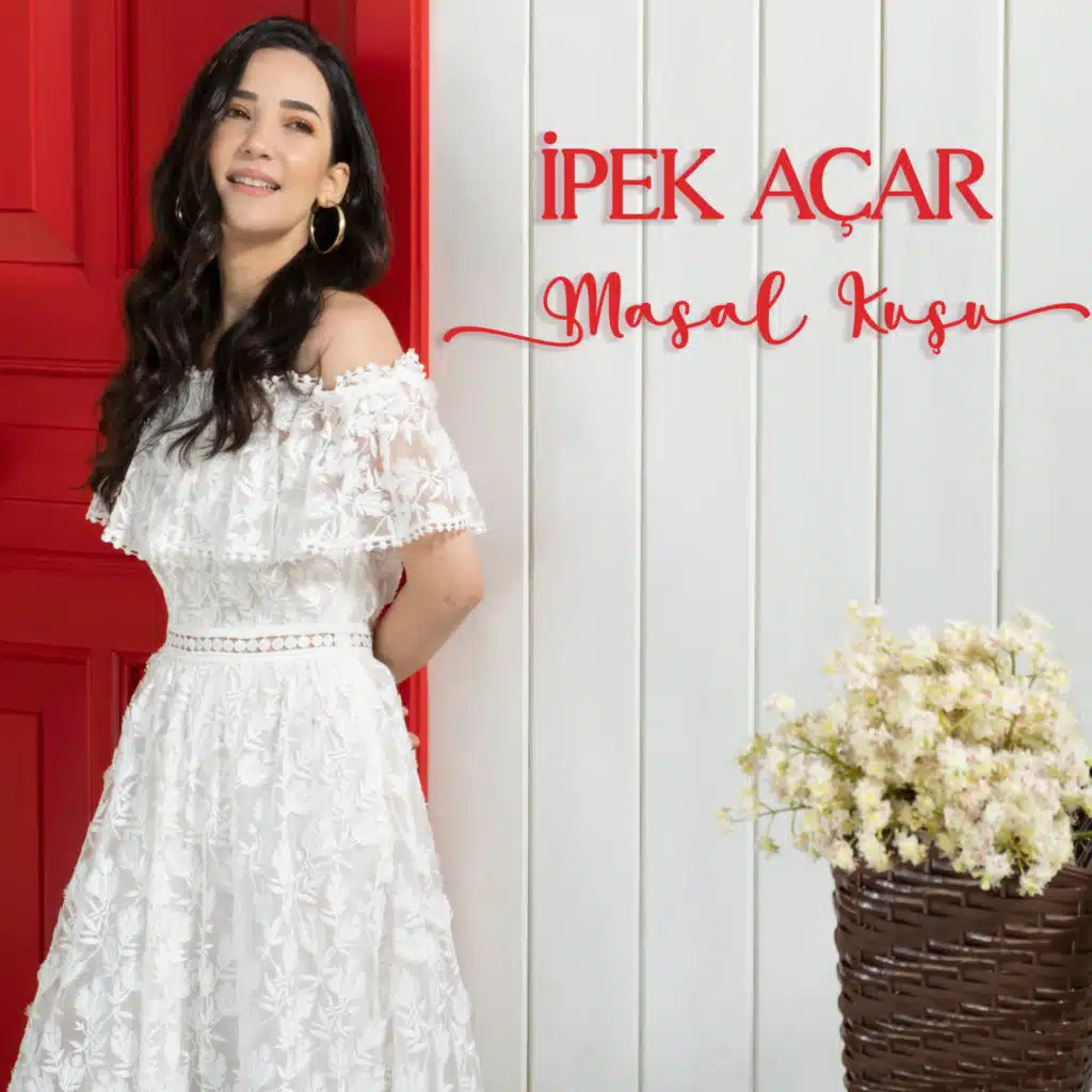 İpek Açar