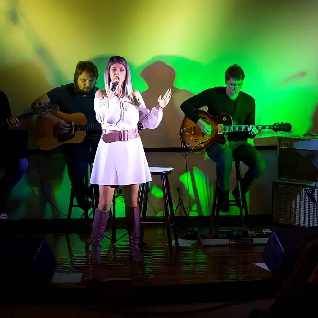 Hora Certa (Ao Vivo)