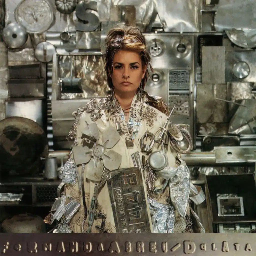 Um Dia Não Outro Sim (feat. Daddae Harvey)