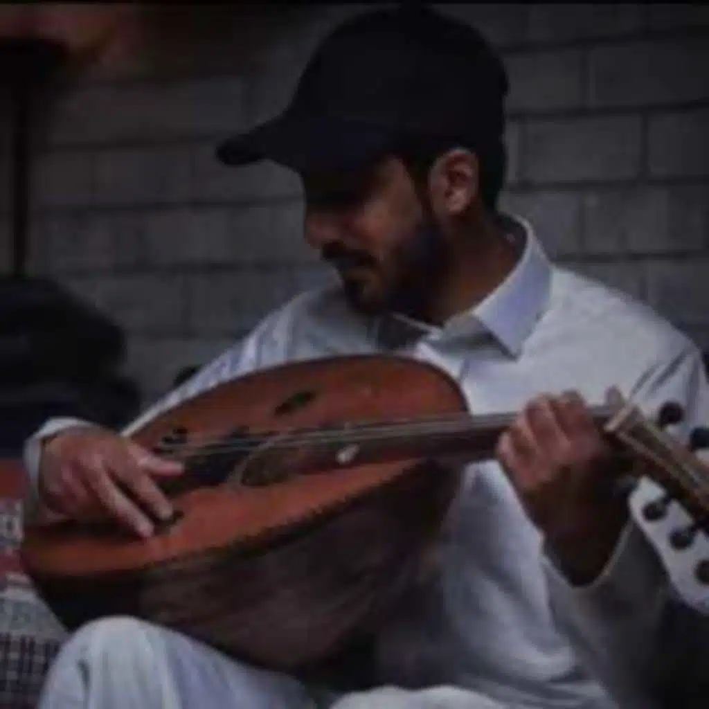 من عيوني خذ مراسيل الغرام