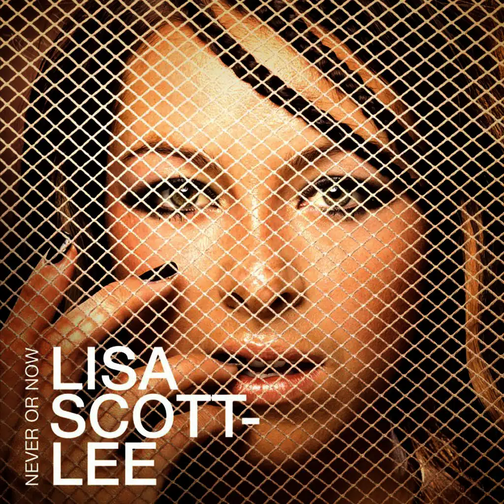 Lisa Scott-Lee