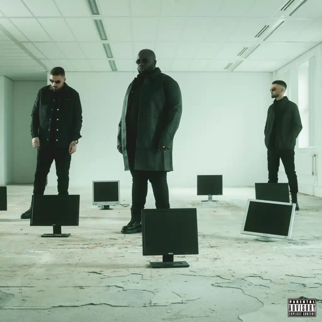 Undercover (feat. Vlado & Paul3doez)