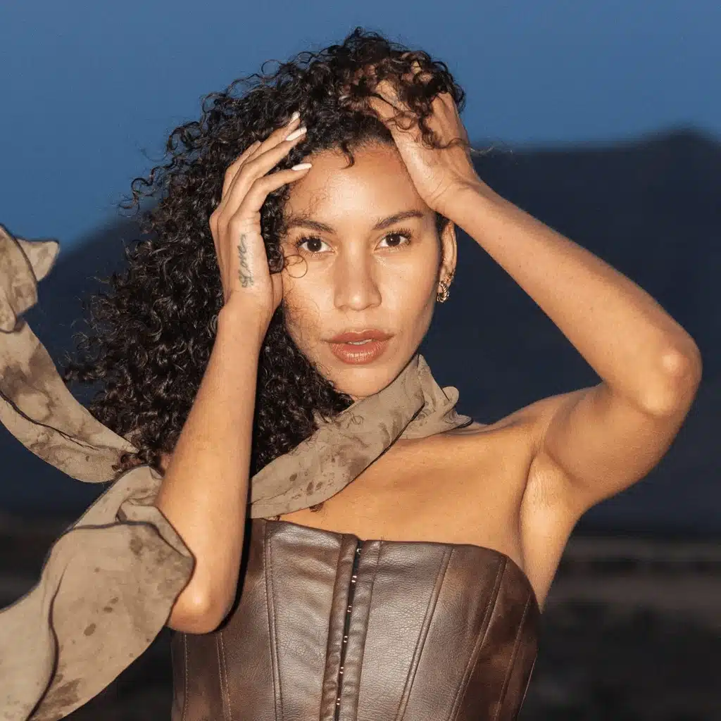 Charlotte Dos Santos