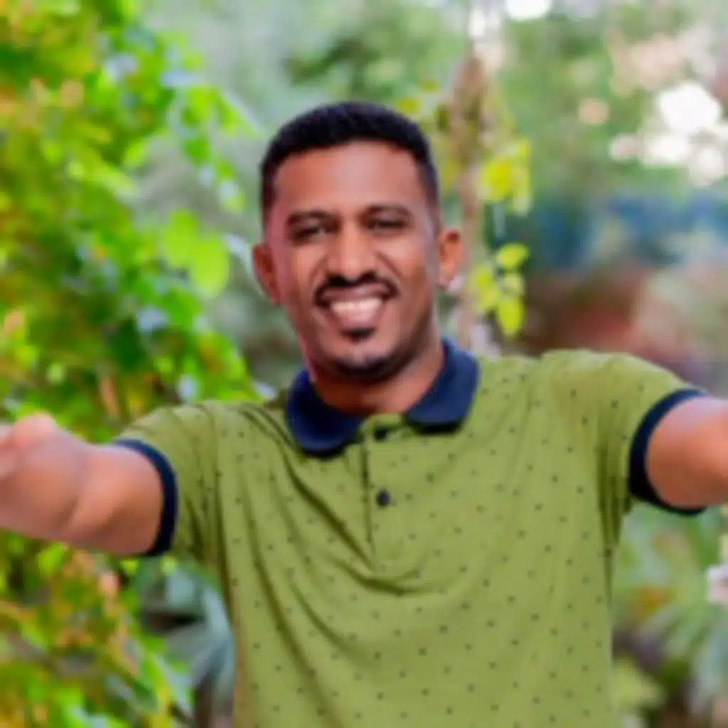 بت الاكرمين