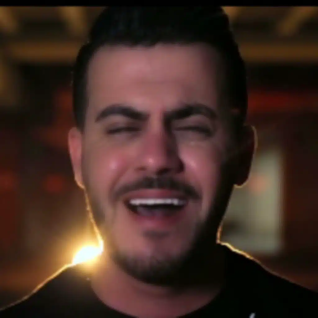 يا بِقتِلك يا بِقتِلو